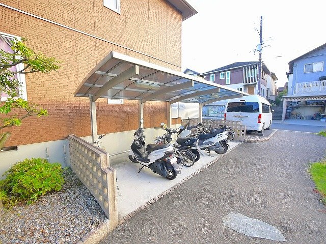 ラフィネ梅美台Eのその他共用部分