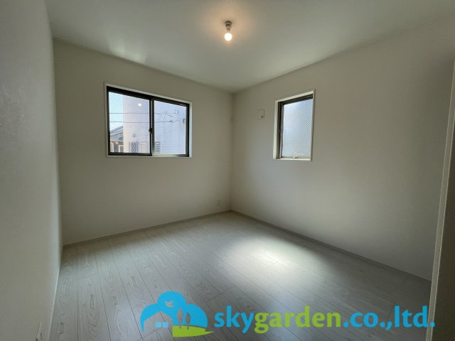 茅ヶ崎市柳島1期　新築戸建　全2棟1号棟の洋室