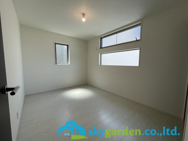 茅ヶ崎市柳島1期　新築戸建　全2棟1号棟の洋室