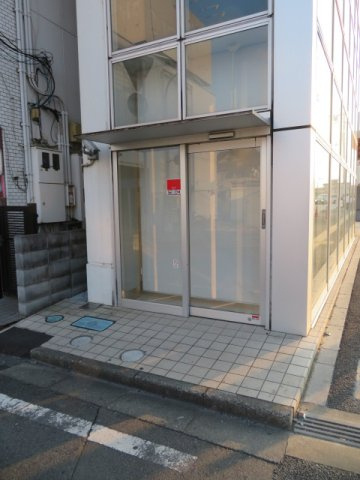 川越市霞ケ関東１丁目のビルの外観