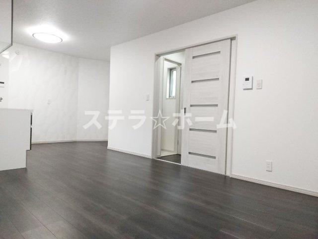 中宮3 中古戸建の居間・リビング|ゆったり過ごせるリビングです