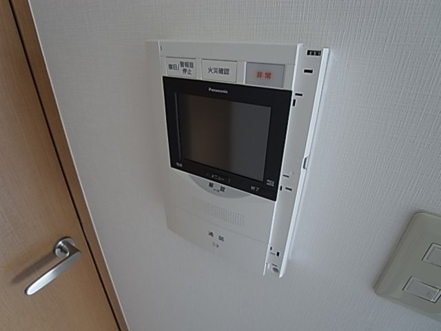 神戸市長田区六番町８丁目の賃貸マンションのセキュリティ|TV付インターフォン