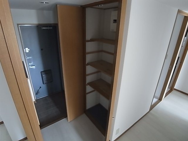 神戸市長田区六番町８丁目の賃貸マンション