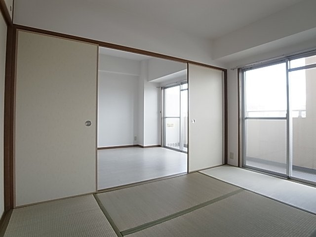 神戸市長田区六番町８丁目の賃貸マンション