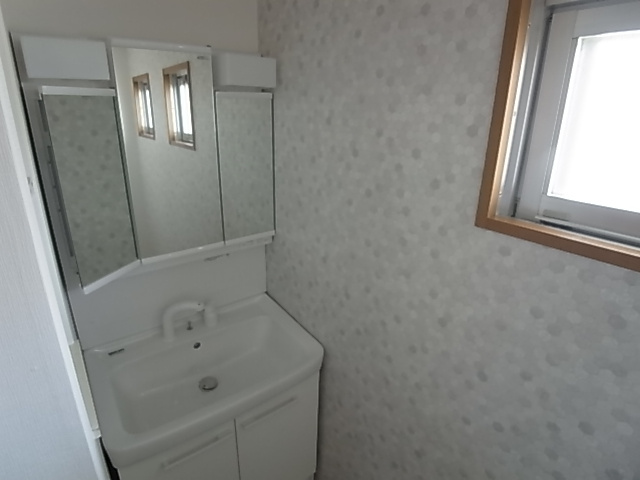 神戸市長田区六番町８丁目の賃貸マンションの洗面所