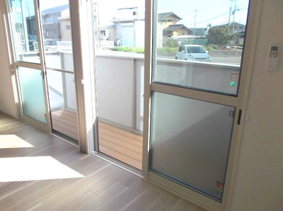 【バルコニー】 | メゾン・ド・リリーフ　Ｂ