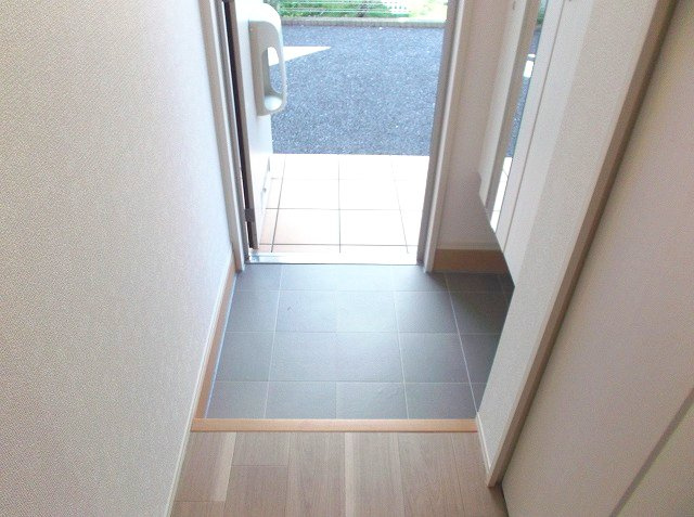 【玄関】 | メゾン・ド・リリーフ　Ｂ