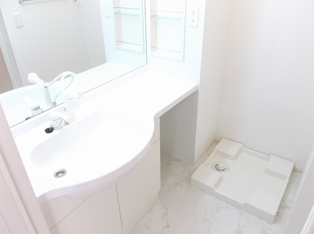 【独立洗面台】 | メゾン・ド・リリーフ　Ｂ