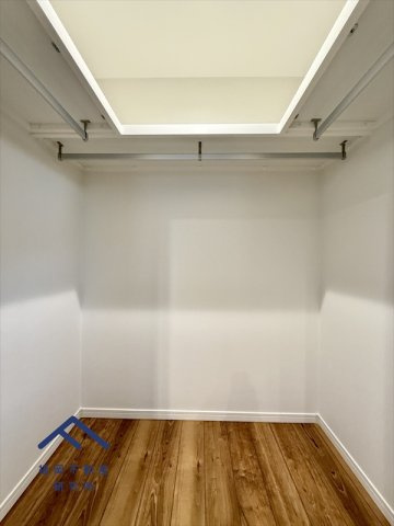 西区今津　戸建ての収納