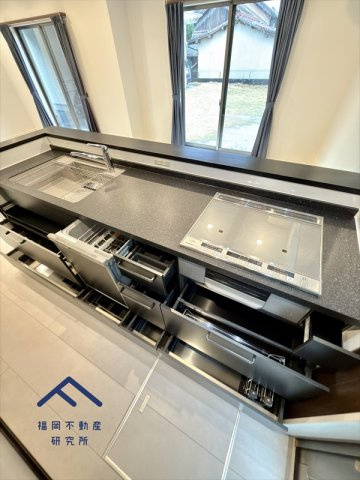 西区今津　戸建てのキッチン