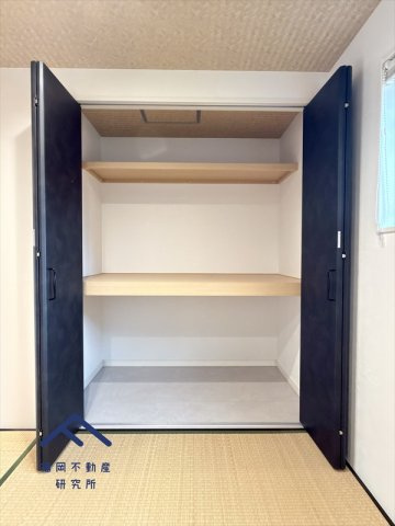 西区今津　戸建ての収納