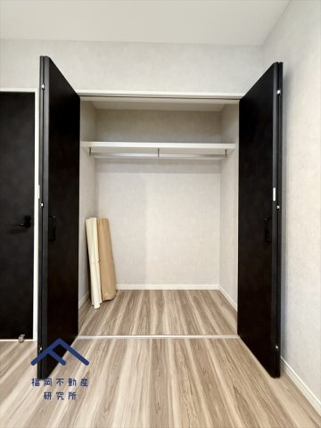 西区今津　戸建ての玄関