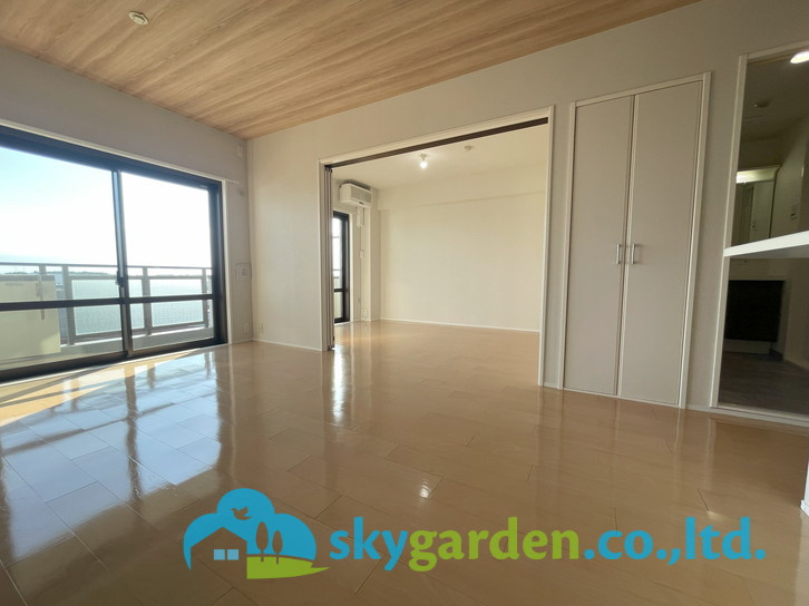 クリオ藤沢善行伍番館の居間・リビング