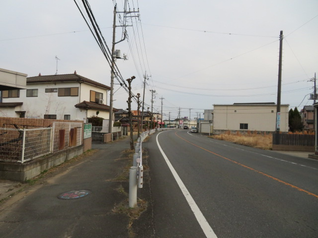 比企郡川島町大字上伊草の倉庫の周辺