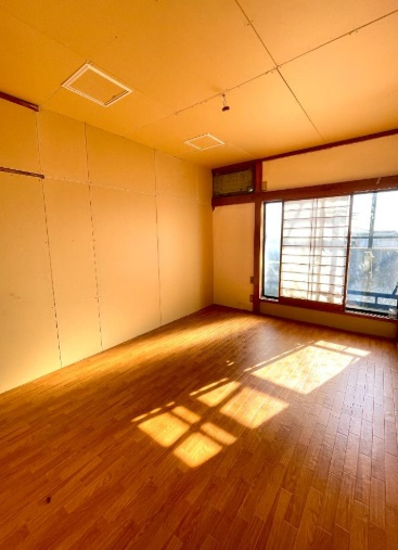 比企郡川島町大字上伊草の倉庫の内装