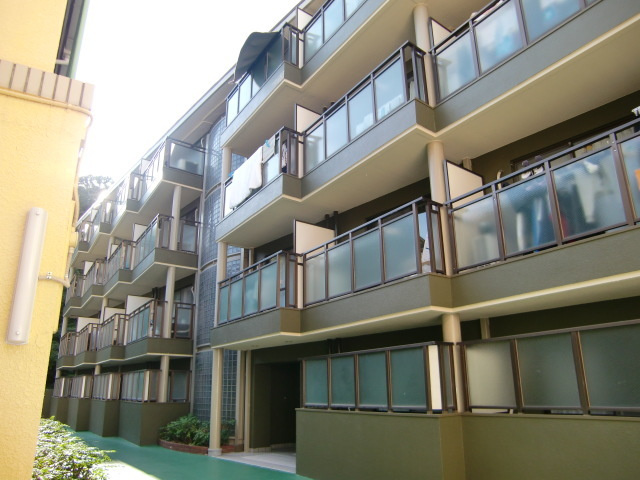 グリーンハイツ山水Ｃ棟の外観