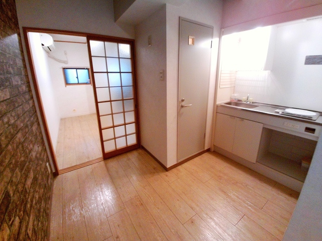 グリーンハイツ山水Ｃ棟の居間・リビング