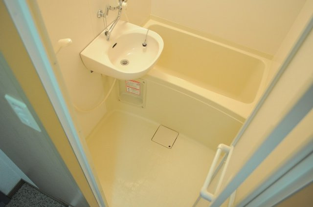 レオパレスドミールの浴室