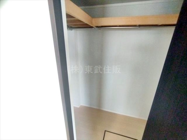 【収納】 | 三芳町藤久保 | 1階8帖洋室の収納です