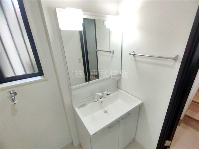 【独立洗面台】 | 三芳町藤久保 | 忙しい朝に便利なシャワー付き洗面台