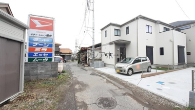 【前面道路含む現地写真】 | 入間市鍵山2丁目・全3棟　新築一戸建　2号棟　～IDS工法～