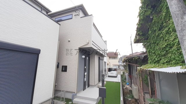 入間市鍵山2丁目・全3棟　新築一戸建　2号棟　～IDS工法～の外観
