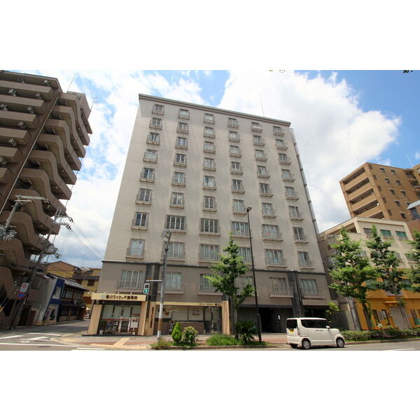 グランドパレス堀川パートIIの外観