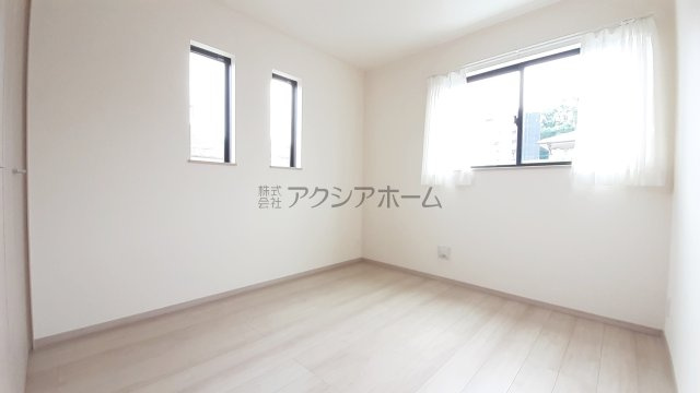 入間市鍵山2丁目・全3棟　新築一戸建　3号棟　～IDS工法～の子供部屋|2階 洋室5.2帖(南東側)