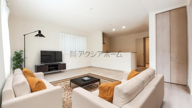 入間市鍵山2丁目・全3棟　新築一戸建　3号棟　～IDS工法～の内装|LDK16帖（家具はCG画像での表示になります）