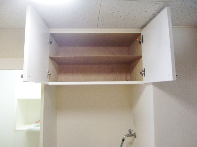 レオパレスクレストの収納|こまごまとしたものを収納できそうですね