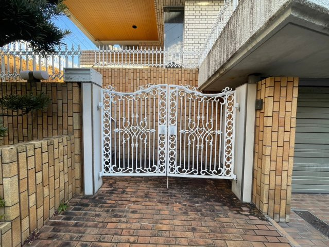 【価格改定】向日市寺戸町西野の玄関|玄関ポーチ