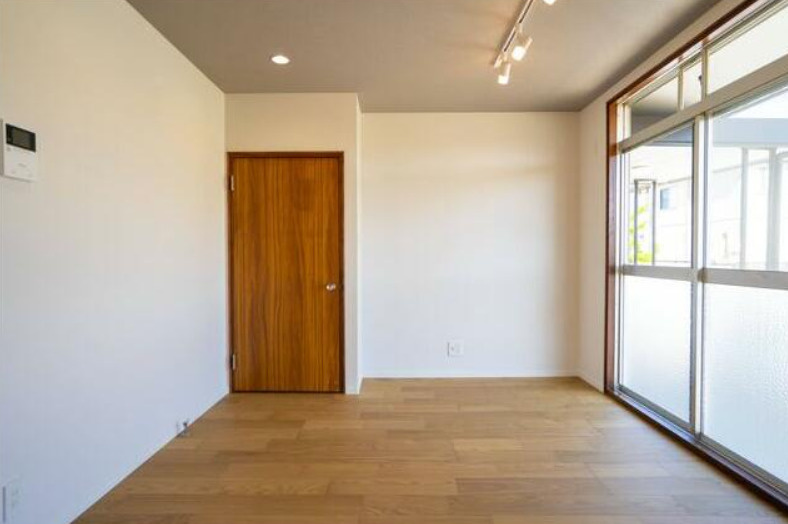 売中古戸建　袋井市広岡の洋室
