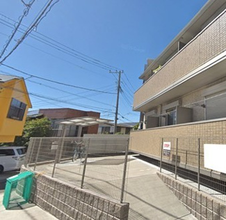 【その他共用部分】 | 屋根付きの駐輪場で雨が降っても大切な自転車が濡れなくてすみますね♪荷物が重いときに自転車があれば助かりますね！