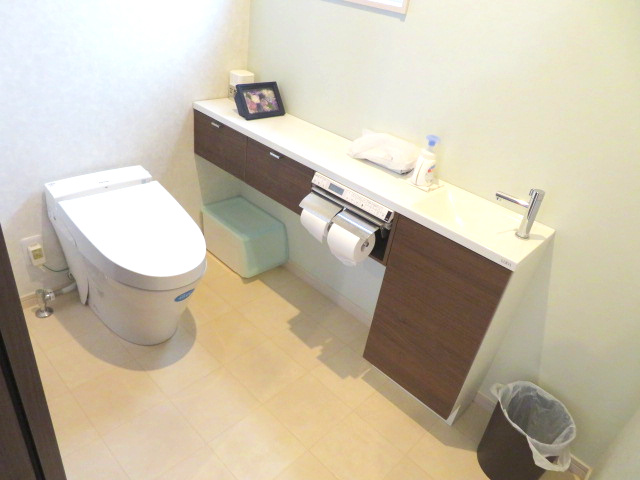 藤岡市小林　中古2480のトイレ|1階トイレ