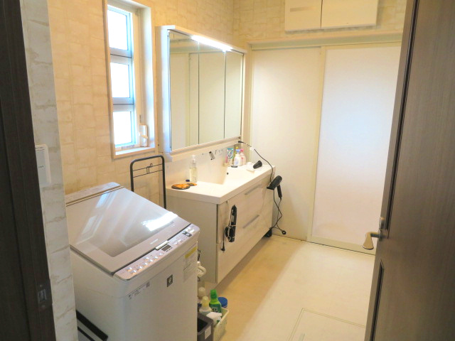 藤岡市小林　中古2480の独立洗面台