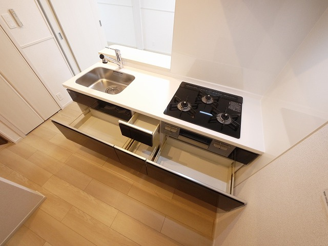 ドリームＸのキッチン|コンパクトなキッチンで掃除もラクラク