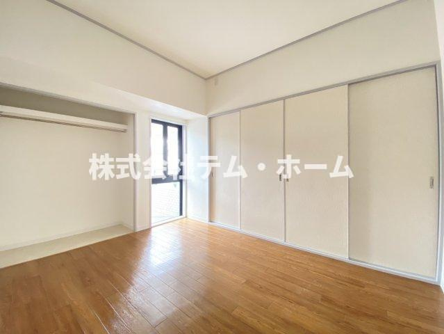 【寝室】 | パレデアルシオン