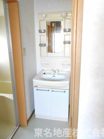 フォーレストメグIIの洗面所