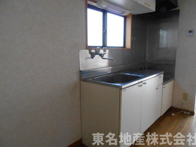 フォーレストメグIIのキッチン