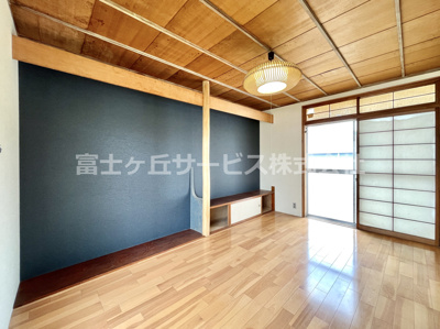 【洋室】 | 磐田市福田中島　中古住宅 | 6帖洋室