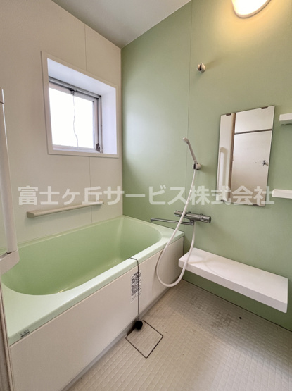 【浴室】 | 磐田市福田中島　中古住宅 | コンパクトで使いやすいお風呂です