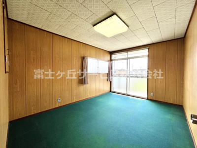 【洋室】 | 磐田市福田中島　中古住宅 | 2階6畳の洋室