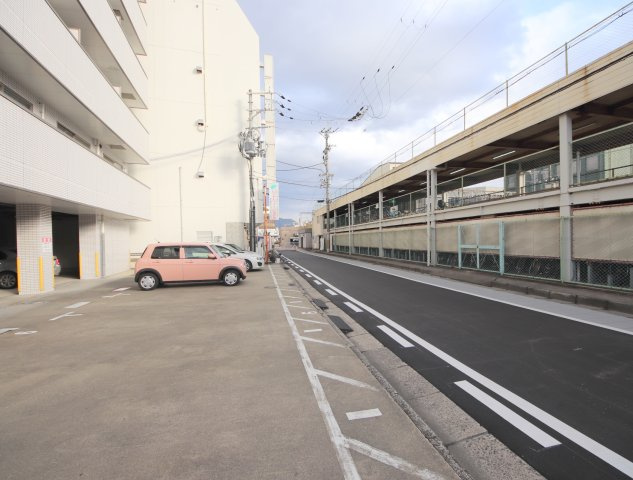 新大宮駅前北ビルの駐車場