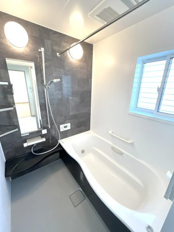 船橋市習志野二丁目　戸建