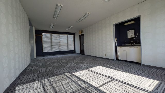 サンライトビル芝塚のロビー