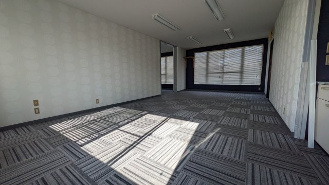 サンライトビル芝塚のロビー