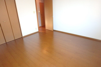 【寝室】 | クウラージュD