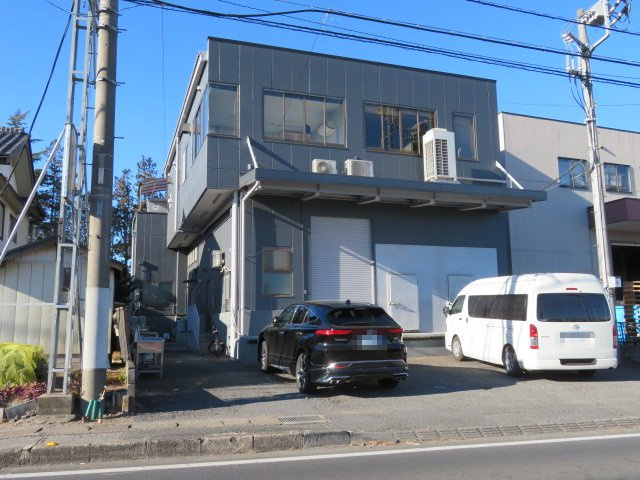 越谷市神明町２丁目の工場の外観
