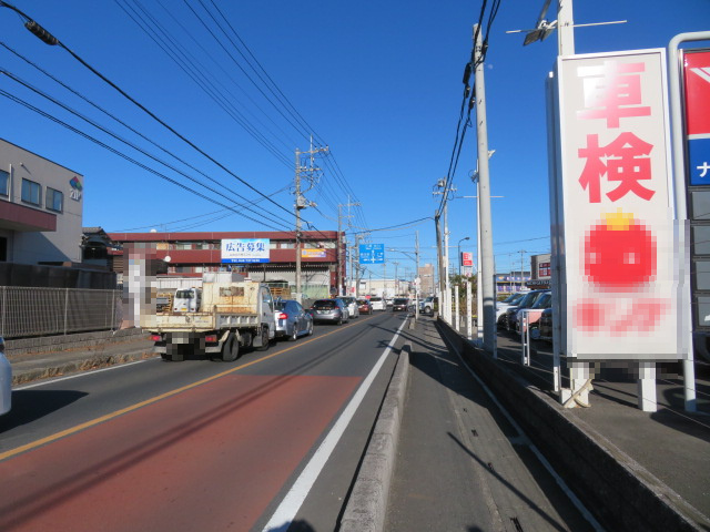越谷市神明町２丁目の工場の周辺