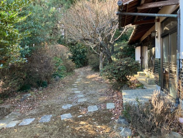 みどり市大間々町塩原平屋の庭